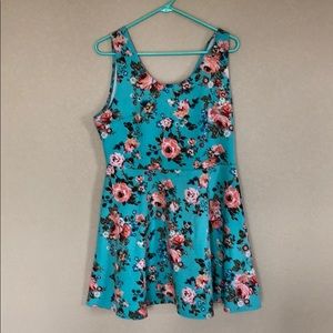 Women’s dress